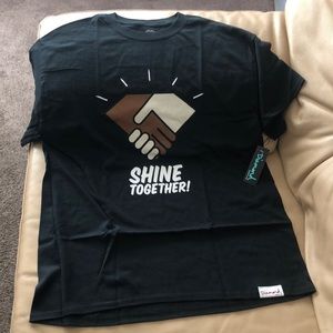 Diamond shirt. Brand new with tags sz L. Shine together!!